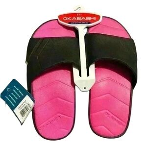 Okabashi slip on sandal size 5-6 pink and black  NWT